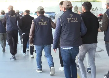 Terör örgütü propagandası yapan 10 şüpheli yakalandı