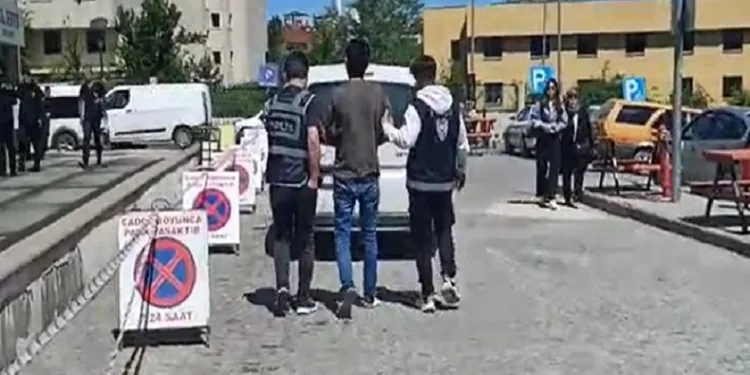 Cezaevi firarisi gizlendiği çalıların arasında yakalandı