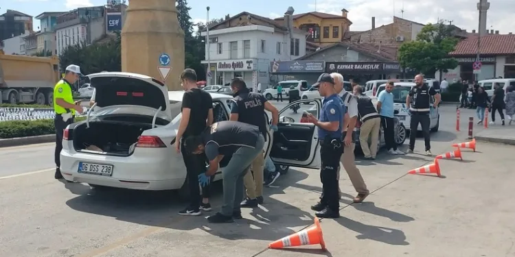 Çorum polisinden şok denetim