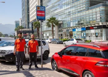 Bursa Büyükşehir ‘ücretsiz otopark’ alanlarında görev başında