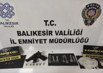 Uyuşturucu taciri 5 şahsa gözaltı