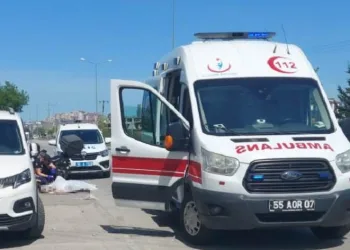 Kaza yapan motokurye hayatını kaybetti