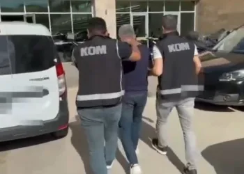 Hücre evine FETÖ baskını