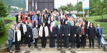 Başkan Yılmaz, Bursalı kadın muhtarlarla buluştu