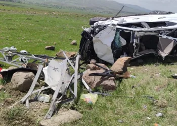 Varto yolunda feci kaza