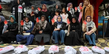 Gazze’deki anneler için oturdular