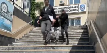 Esenyurt’ta arkadaşını vurarak öldüren genç adliyeye sevk edildi