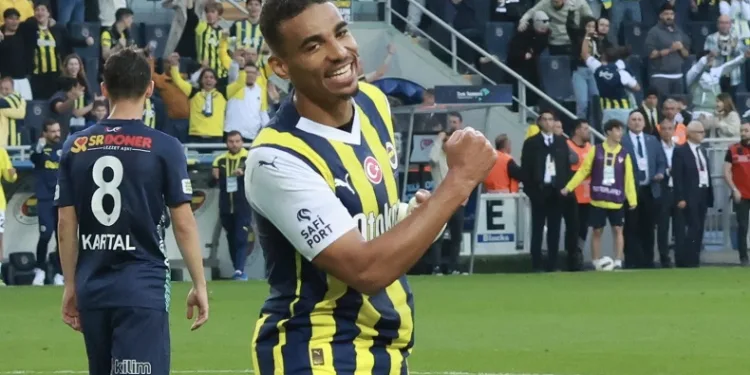 Fenerbahçe’de Alexander Djiku, ligde üçüncü golünü kaydetti