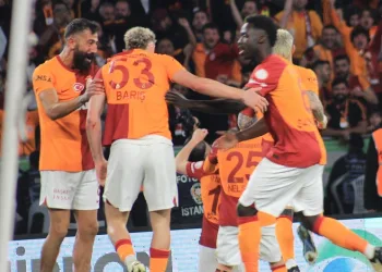 Galatasaray, son 2 haftaya 6 puan farkla girdi
