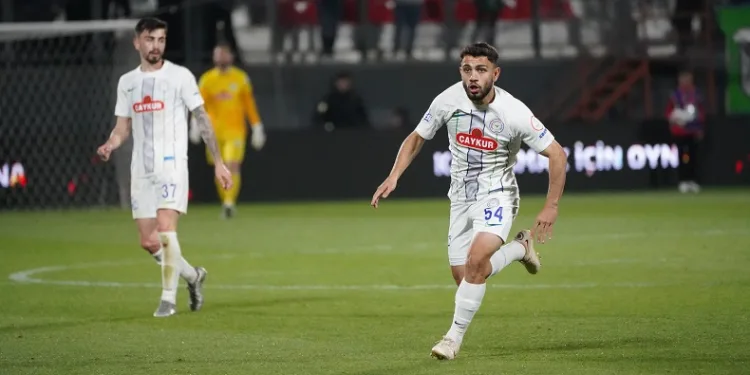 Çaykur Rizespor’un genç futbolcusu Mithat Pala, 65 gün sonra yeniden sahada