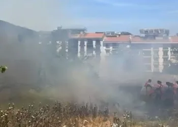 Çiftçiler Günü’nde çiftçi malzemeleri yandı