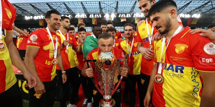 Göztepe’de kiralık olan Celil Yüksel, Samsunspor’a döndü