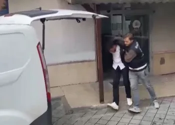 İstanbul’da taksici meslektaşını vurarak öldürdü