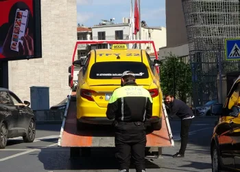 Taksilere araç içi kamera denetimi