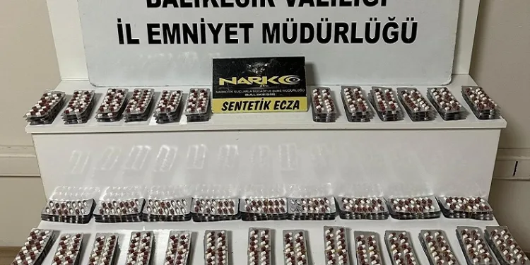Durdurulan aracın şoförü uyuşturucu ticaretinden tutuklandı