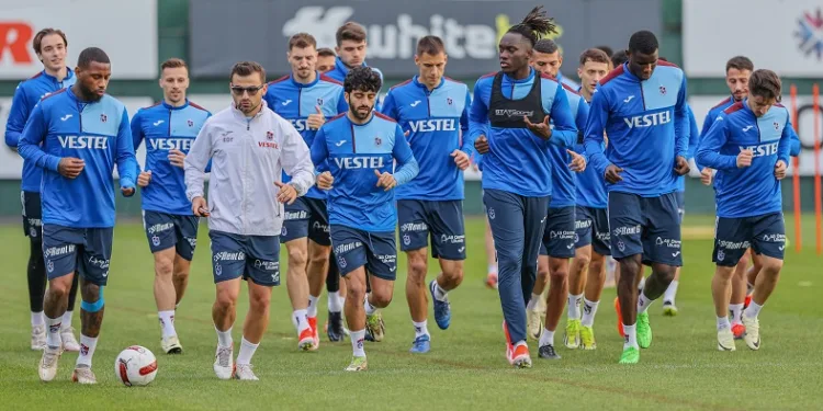 Trabzonspor, Başakşehir maçı hazırlıklarına başladı
