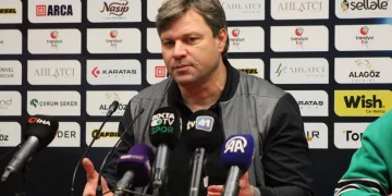 Kocaelispor Teknik Direktörü Ertuğrul Sağlam: “Süper Lig hedefine ulaşamamanın üzüntüsünü yaşıyorum”