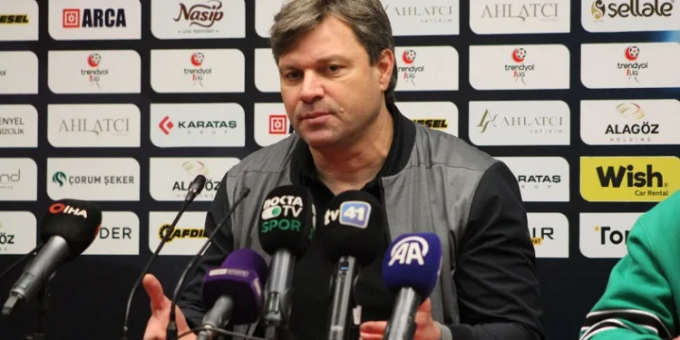 Kocaelispor Teknik Direktörü Ertuğrul Sağlam: “Süper Lig hedefine ulaşamamanın üzüntüsünü yaşıyorum”