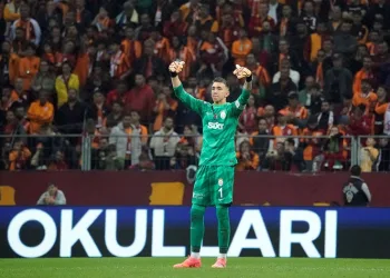 Fernando Muslera, Fenerbahçe’ye karşı 30 derbiye çıktı
