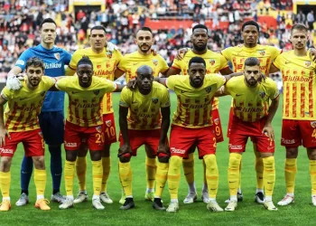 Kayserispor ligde kalmayı garantiledi