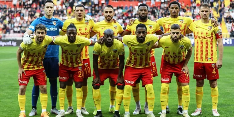 Kayserispor ligde kalmayı garantiledi
