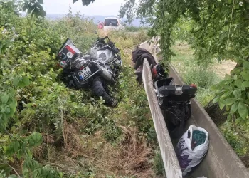 Bursa’da motosiklet su kanalına çarptı: 1 ölü, 1 yaralı