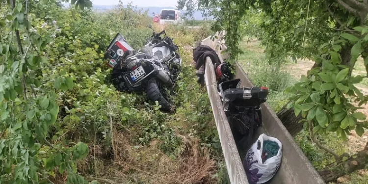 Bursa’da motosiklet su kanalına çarptı: 1 ölü, 1 yaralı