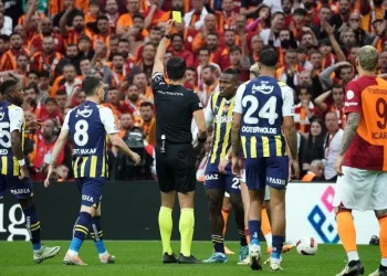 Fenerbahçe’de Michy Batshuayi cezalı duruma düştü