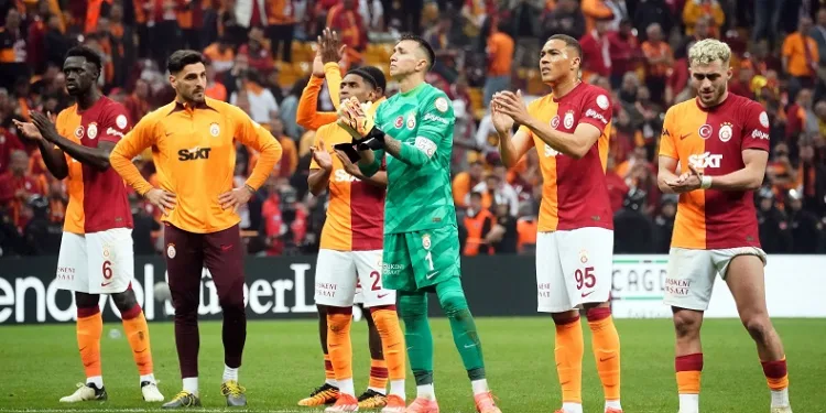 Galatasaray ligde 24 maç sonra yenildi