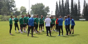 Sakaryaspor, Süper Lig hasretini gidermek için hazırlıklarını sürdürüyor