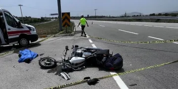 Motosiklet sürücüsünün öldüğü kazada kaçan araç aranıyor