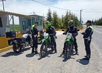 Jandarma 440 sürücüye 1 milyon 53 bin 610 TL para cezası kesti