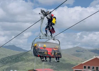 Yıldız Dağı Kayak Merkezi personeline “ilk müdahale” eğitimi