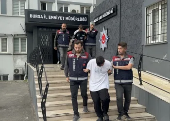 Bursa’da sahte genç kız profili açarak vatandaşı dolandırdılar