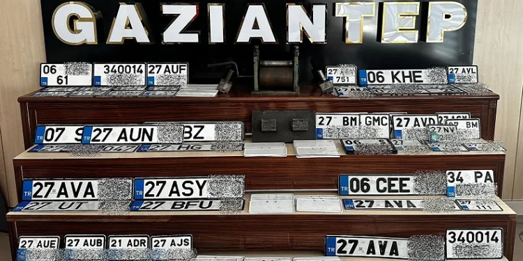Gaziantep’te kaçakçılık operasyonu: 5 gözaltı