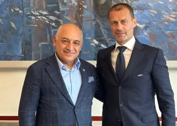 UEFA Başkanı Ceferin, TFF Başkanı Büyükekşi’yi tebrik etti
