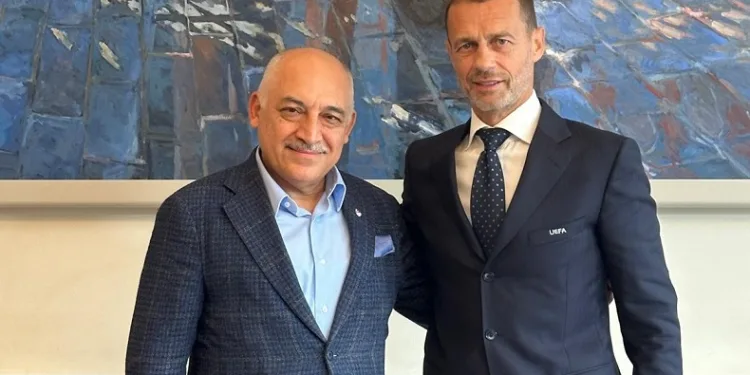 UEFA Başkanı Ceferin, TFF Başkanı Büyükekşi’yi tebrik etti