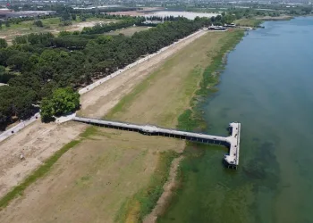 Yağmurlar İznik Gölü’ne yaradı