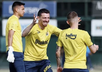 Fenerbahçe, İstanbulspor maçı hazırlıklarına başladı