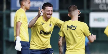 Fenerbahçe, İstanbulspor maçı hazırlıklarına başladı