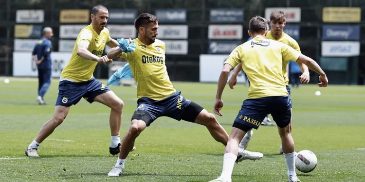 Fenerbahçe, İstanbulspor maçı hazırlıklarını sürdürdü