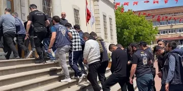 Sinop merkezli dolandırıcılık operasyonunda 23 kişi tutuklandı