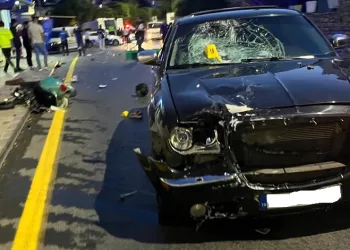 Otomobille motosiklet kafa kafaya çarpıştı:1 ölü