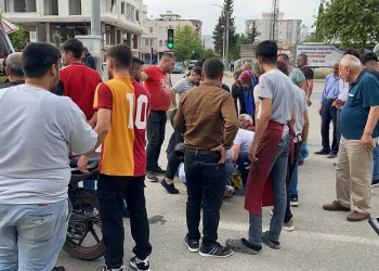 Adıyaman’da minibüs ile motosiklet çarpıştı