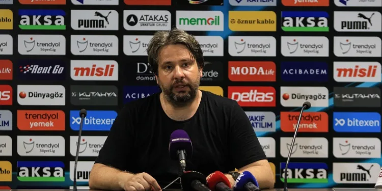 Hatayspor Teknik Direktörü Özhan Pulat: “Bu galibiyet Hataylı hemşerilerime armağan olsun”