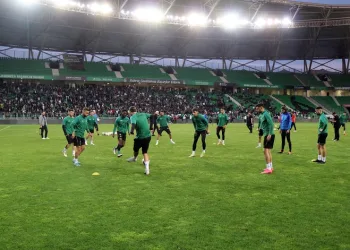 Sakaryaspor, Süper Lig hayali için son antrenmanına çıktı