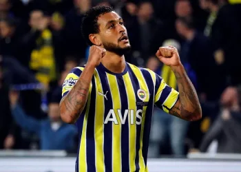 Joshua King, Fenerbahçe’ye veda etti