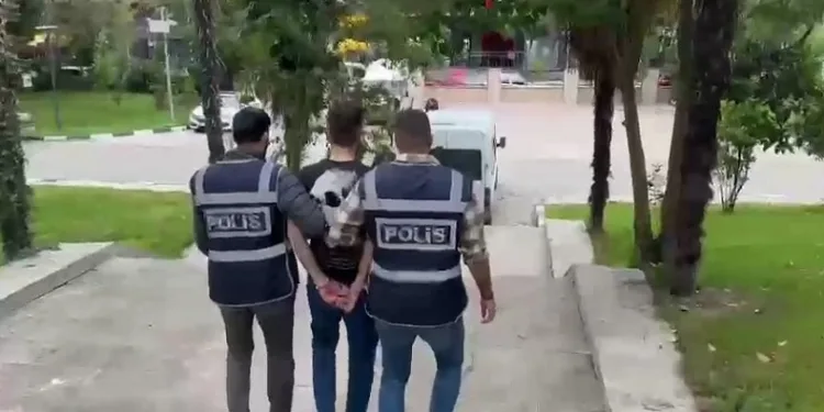 26 yıl 7 ay 25 gün hapis cezası bulunan şahıs yakalandı