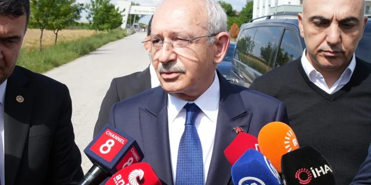 “Demirtaş’ın içerde tutulmasını asla doğru bulmuyorum”