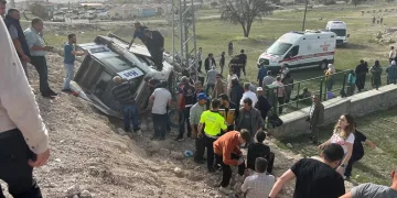 Kazada ağır yaralanan kadın hayatını kaybetti